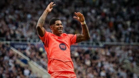  Barca: Đã đến lúc bỏ Robert Lewandowski để dùng Marcus Rashford!